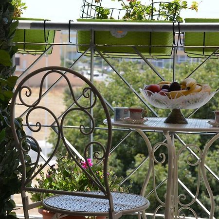 Bed and Breakfast Giardini E Mare Quartu SantʼElena Exterior foto