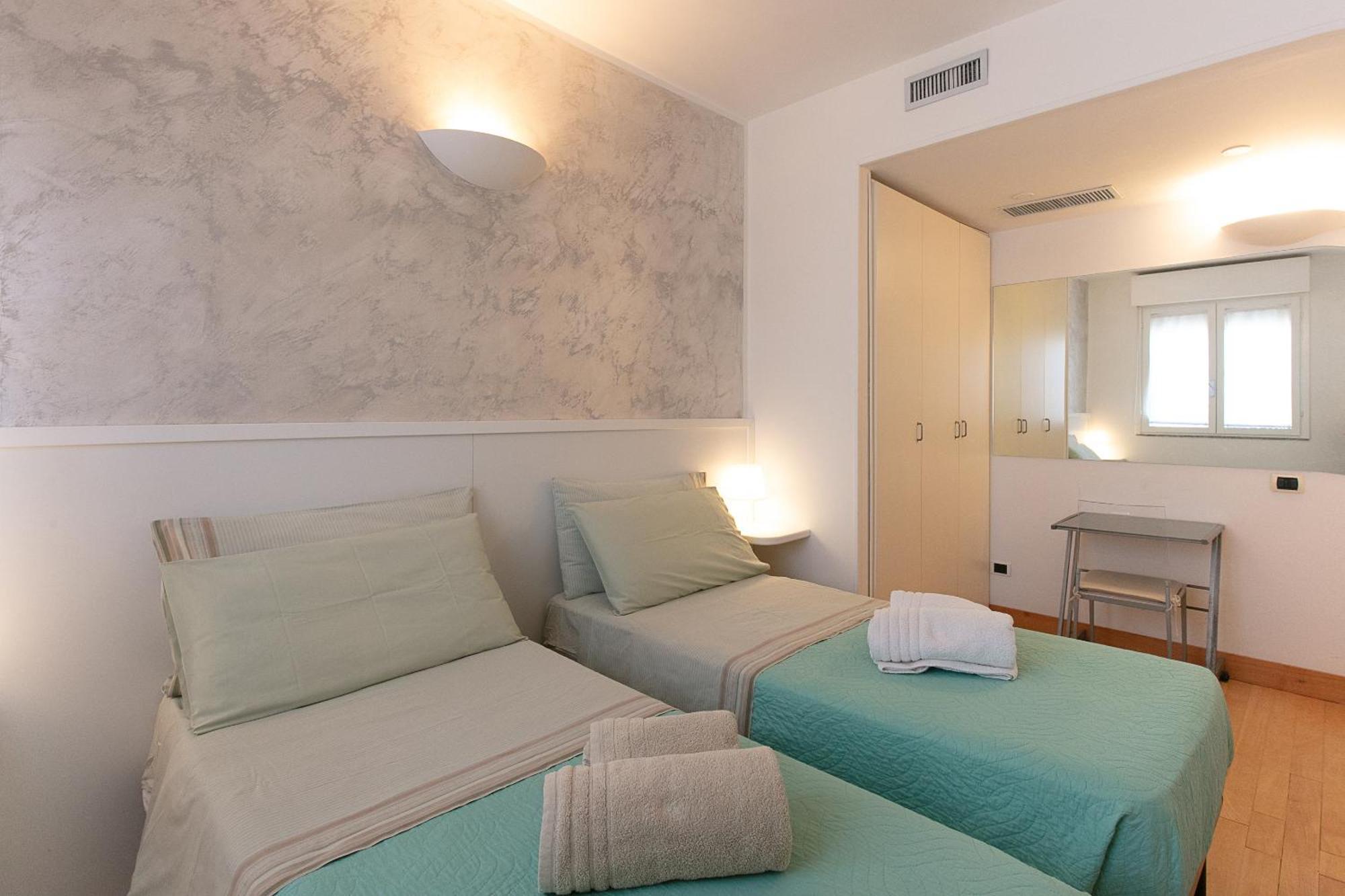 Bed and Breakfast Giardini E Mare Quartu SantʼElena Exterior foto